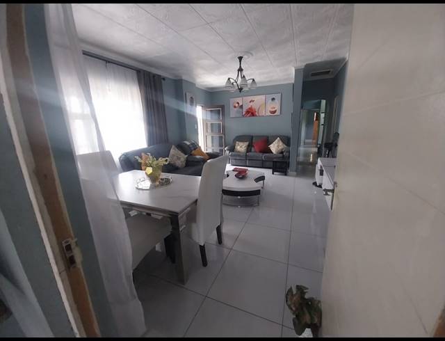4 BEDROOM HOUSE FOR SALE IN WELBEDACHT
